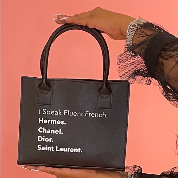 NEW TRENDY I SPEAK FLUENT DESIGNERS BLACK MINI MODEN VEGAN TOTE - Picture 3 of 4